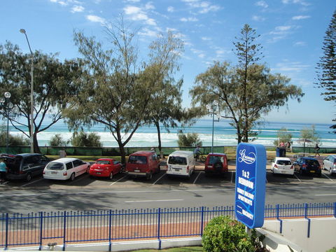 Grosvenor Beachfront Apartments Surfers Paradise - Sunshine Coast Guide 16
