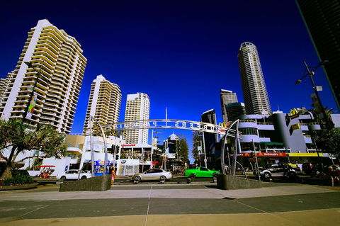 Grosvenor Beachfront Apartments Surfers Paradise - Sunshine Coast Guide 31