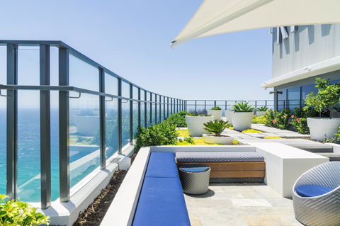 Rhapsody Resort - Official - Sunshine Coast Guide 12