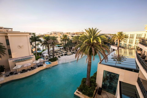Imperial Hotel Gold Coast - Sunshine Coast Guide 1