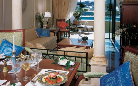 Imperial Hotel Gold Coast - Sunshine Coast Guide 36