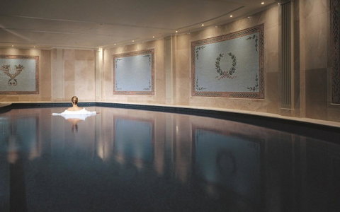 Imperial Hotel Gold Coast - Sunshine Coast Guide 9