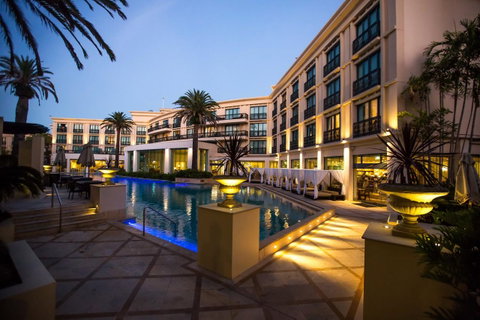 Imperial Hotel Gold Coast - Sunshine Coast Guide 31