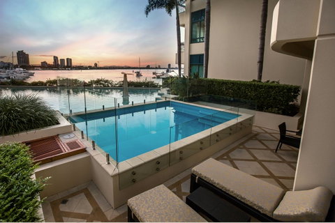 Imperial Hotel Gold Coast - Sunshine Coast Guide 2