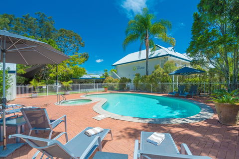 At The Sound Noosa Motel - Sunshine Coast Guide 0