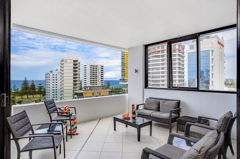 Aria Apartments - Sunshine Coast Guide 23