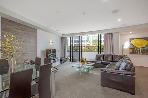 Aria Apartments - Sunshine Coast Guide 6