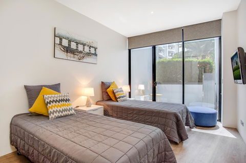 Aria Apartments - Sunshine Coast Guide 38