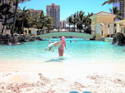 The Towers Of Chevron Renaissance - Holidays Gold Coast - Sunshine Coast Guide 1