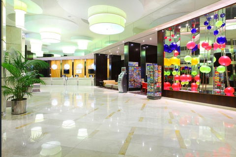 The Towers Of Chevron Renaissance - Holidays Gold Coast - Sunshine Coast Guide 15
