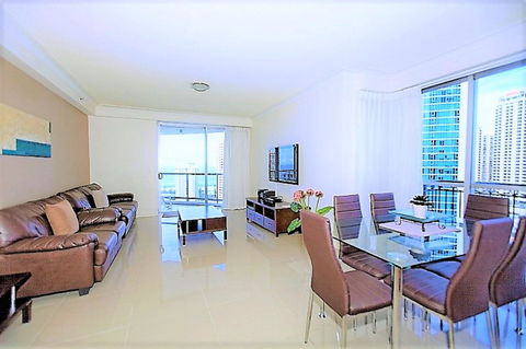 The Towers Of Chevron Renaissance - Holidays Gold Coast - Sunshine Coast Guide 30