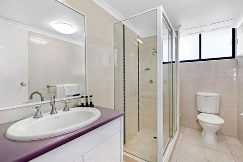 ULTIQA Beach Haven On Broadbeach - Sunshine Coast Guide 43