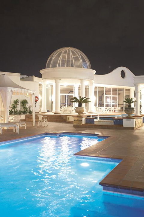 The Phoenician Resort - Sunshine Coast Guide 12
