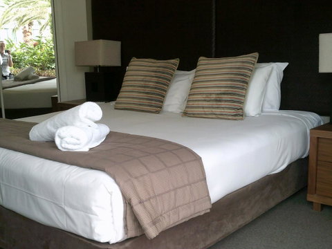 The Phoenician Resort - Sunshine Coast Guide 16