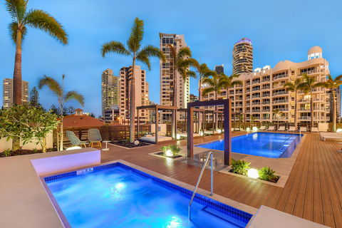 Qube Broadbeach Ocean View Apartments - Sunshine Coast Guide 30