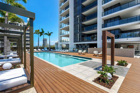 Qube Broadbeach Ocean View Apartments - Sunshine Coast Guide 10