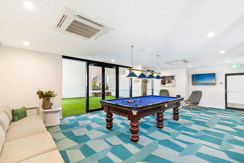 Qube Broadbeach Ocean View Apartments - Sunshine Coast Guide 33