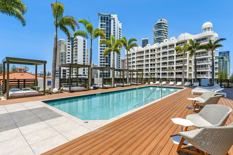 Qube Broadbeach Ocean View Apartments - Sunshine Coast Guide 11