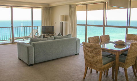 De Ville Apartments - Sunshine Coast Guide 10