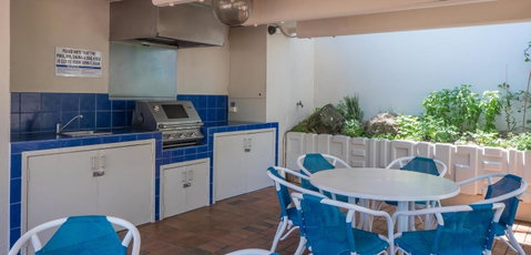 De Ville Apartments - Sunshine Coast Guide 33