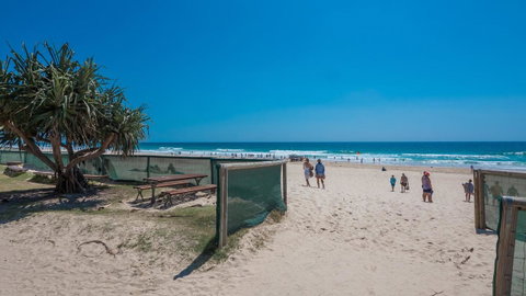 De Ville Apartments - Sunshine Coast Guide 40