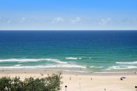 ULTIQA Air On Broadbeach - Sunshine Coast Guide 13