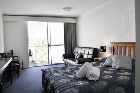 Alexandra Park Motor Inn - Sunshine Coast Guide 41