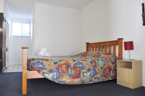 Alexandra Park Motor Inn - Sunshine Coast Guide 35