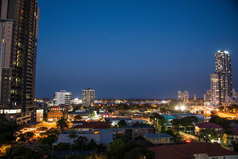 Woodroffe Hotel - Sunshine Coast Guide 28