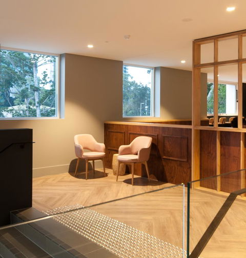 Woodroffe Hotel - Sunshine Coast Guide 24