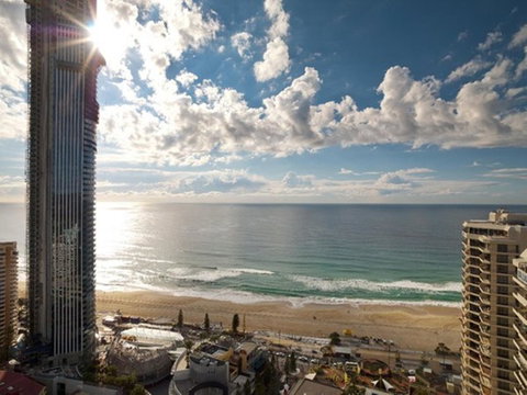 Novotel Surfers Paradise - Sunshine Coast Guide 35