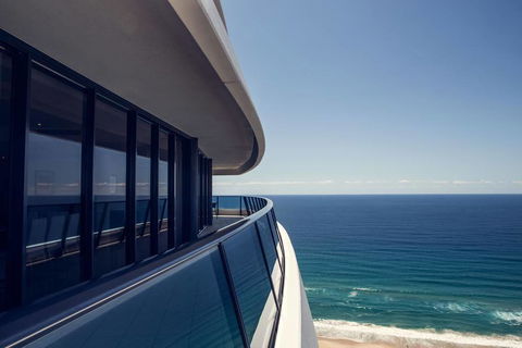 Luxury 3 Bedroom In Heart Of Broadbeach - Sunshine Coast Guide 2