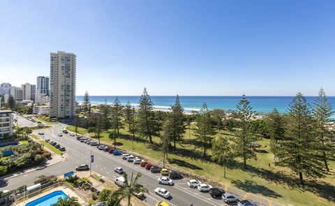 South Pacific Plaza - Official - Sunshine Coast Guide 35