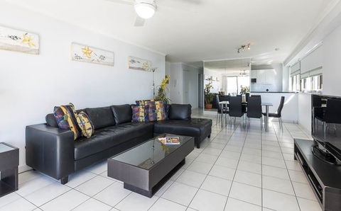 South Pacific Plaza - Official - Sunshine Coast Guide 18