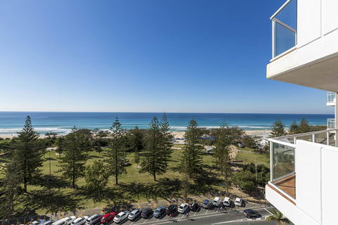 South Pacific Plaza - Official - Sunshine Coast Guide 13