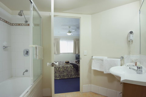 Turtle Beach Resort - Sunshine Coast Guide 26