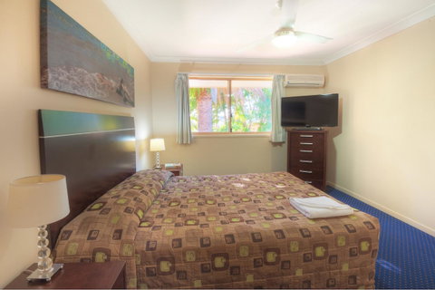 Turtle Beach Resort - Sunshine Coast Guide 38