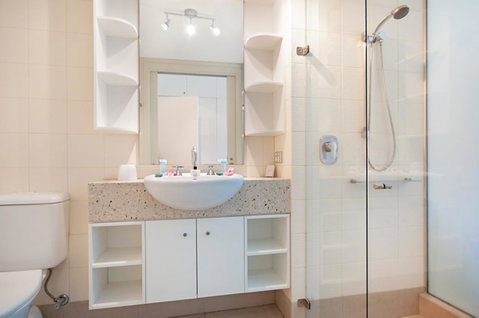 5231 BEACH CLUB PENTHOUSE - Sunshine Coast Guide 9