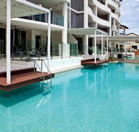 Waters Edge Apartment Cairns - Sunshine Coast Guide