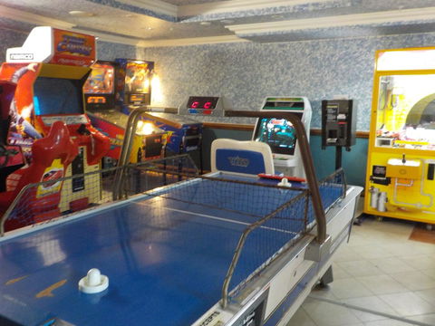 Moroccan Resort - HR Surfers Paradise - Sunshine Coast Guide 37