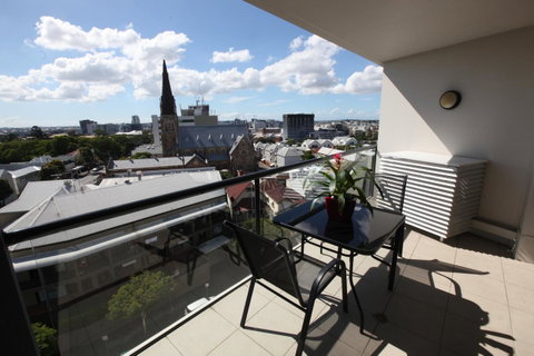 Tribeca Apartments - Sunshine Coast Guide 8