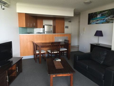 Tribeca Apartments - Sunshine Coast Guide 25