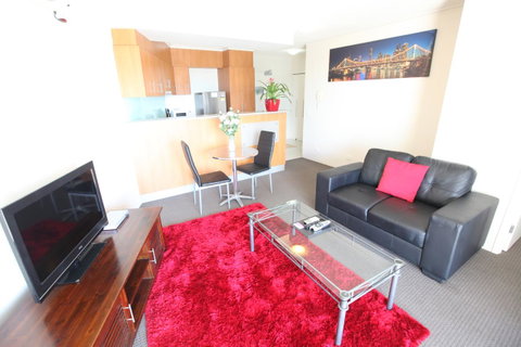 Tribeca Apartments - Sunshine Coast Guide 6