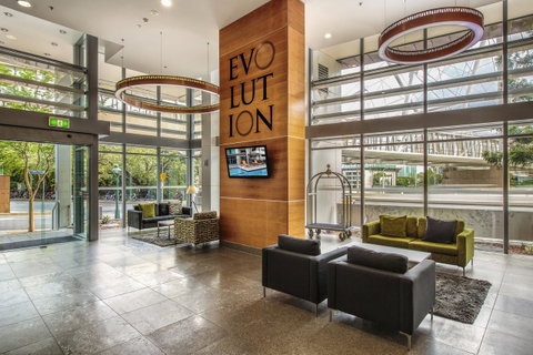 Evolution Apartments - Sunshine Coast Guide 1