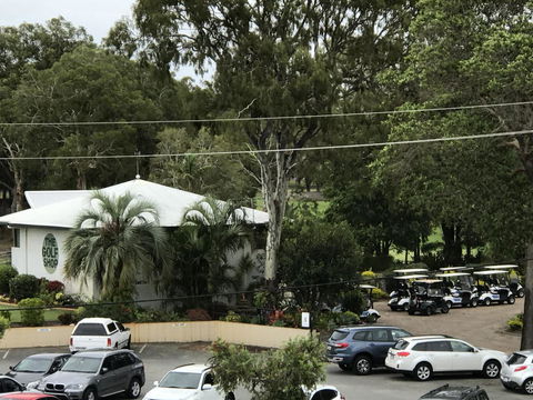 Fairways Golf & Beach Retreat Bribie Island - Sunshine Coast Guide 12