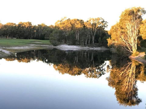 Fairways Golf & Beach Retreat Bribie Island - Sunshine Coast Guide 6