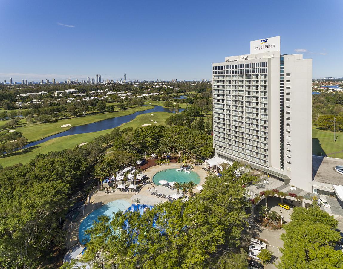 Arundel QLD Sunshine Coast Guide