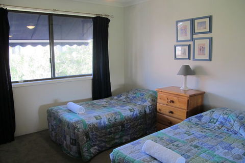 Grangewood Court Apartments - Sunshine Coast Guide 20