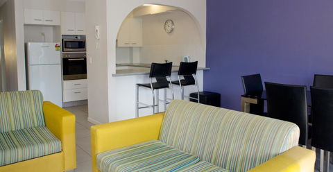Grangewood Court Apartments - Sunshine Coast Guide 17
