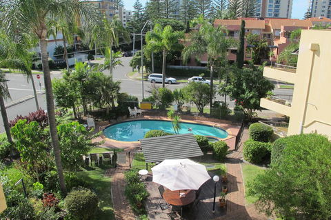 Grangewood Court Apartments - Sunshine Coast Guide 30